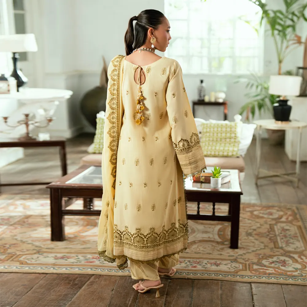 REGALIA GULKARI CHIKANKARI UNSTICHED 2025 DESIGN 09